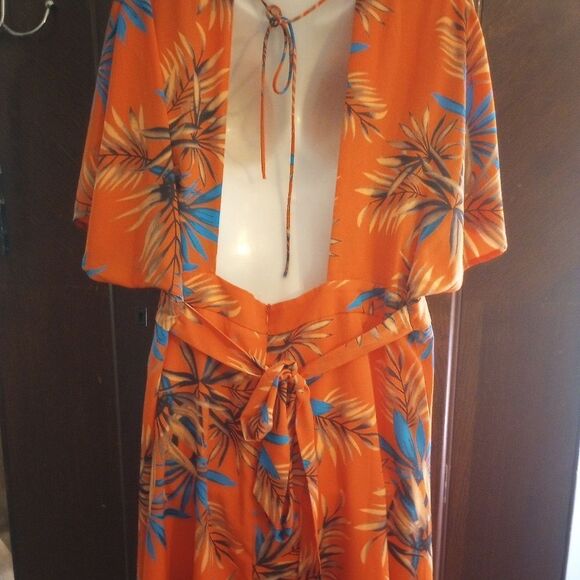 Tropical Print Mini Dress Deep V Cut Front And Back Belted Pleated Front - Picture 5 of 10